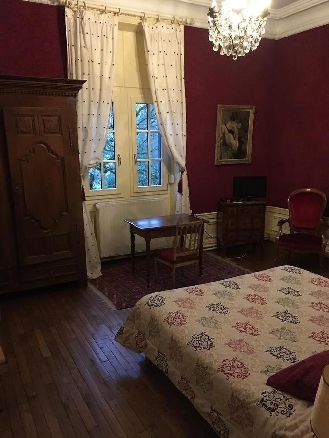 Bed and Breakfast Manoir De La Graviere Mouzon  Экстерьер фото