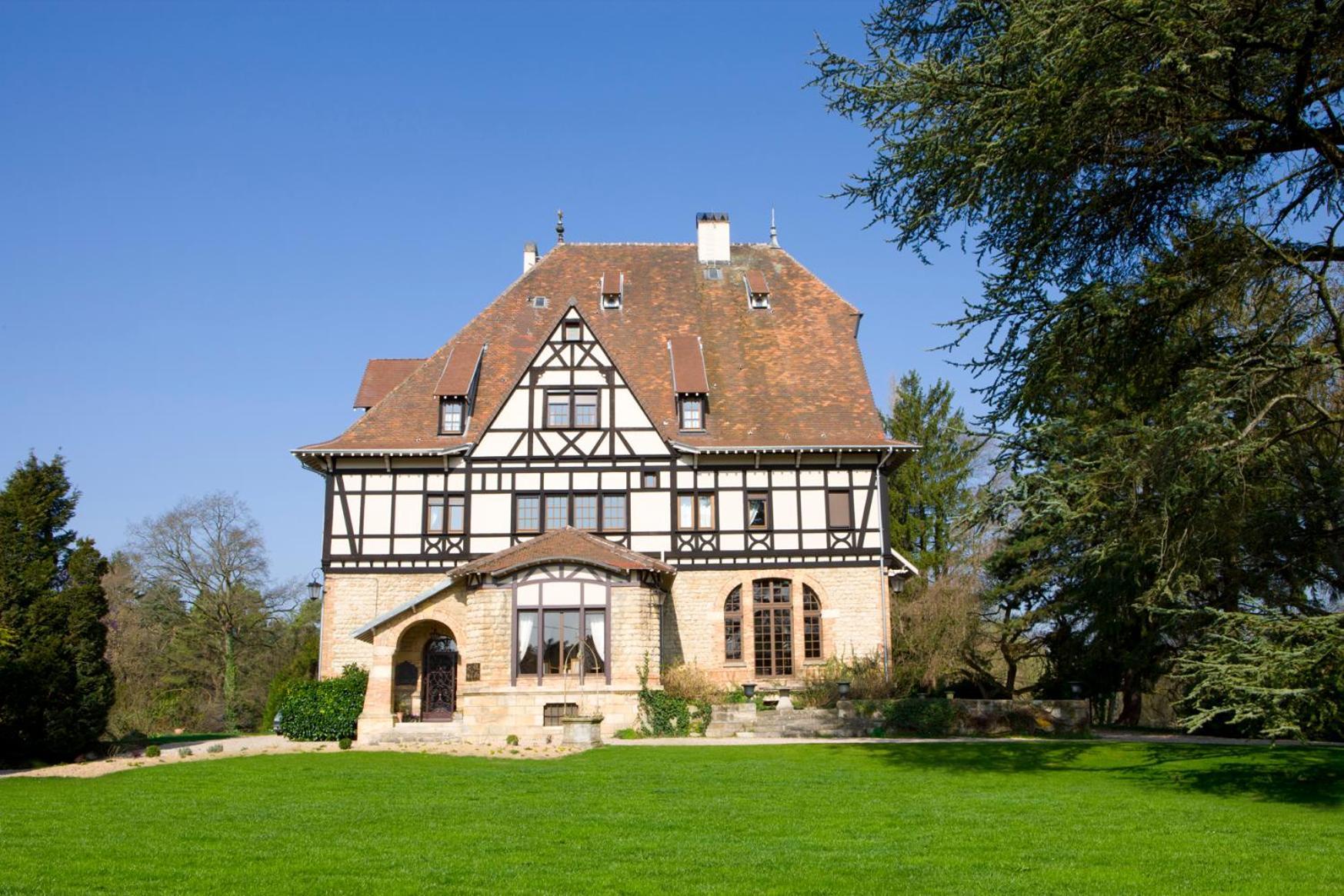 Bed and Breakfast Manoir De La Graviere Mouzon  Экстерьер фото