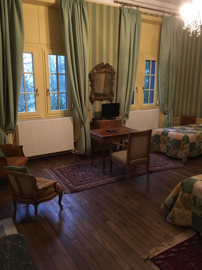 Bed and Breakfast Manoir De La Graviere Mouzon  Экстерьер фото